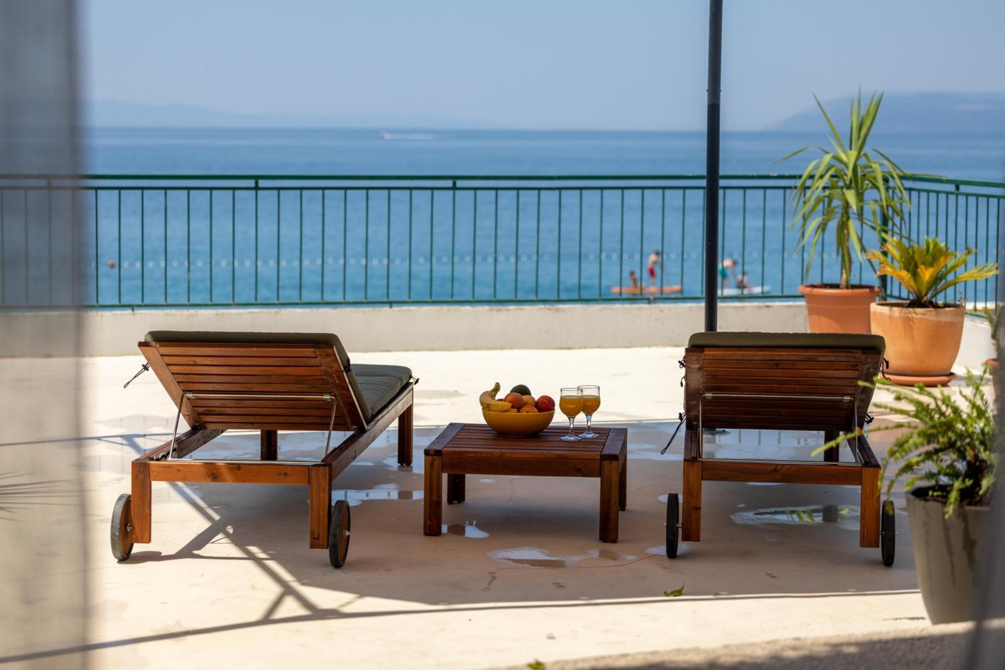 Beachfront Comfort Apartment Nives ทูแชพี ภายนอก รูปภาพ
