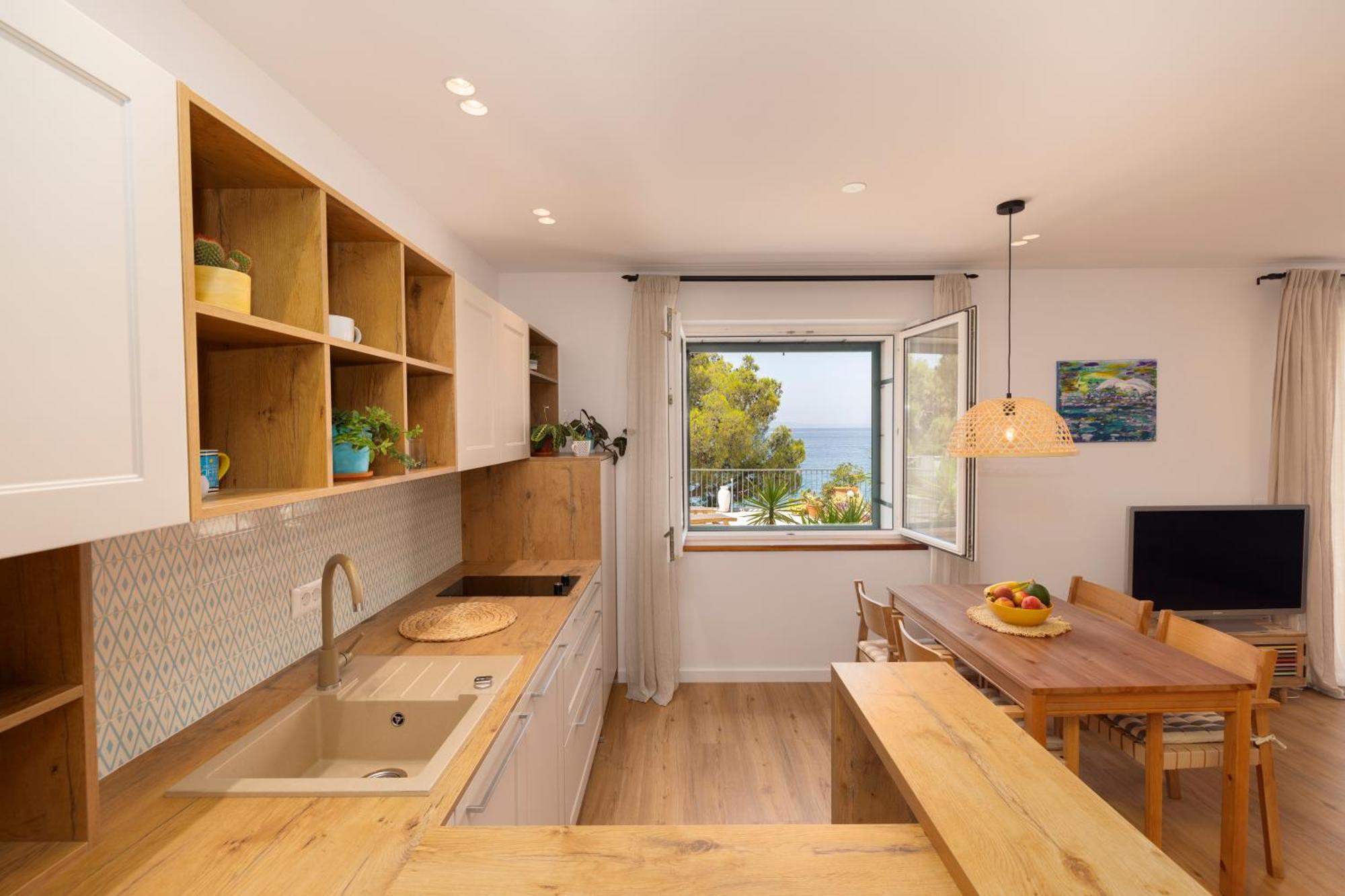 Beachfront Comfort Apartment Nives ทูแชพี ภายนอก รูปภาพ